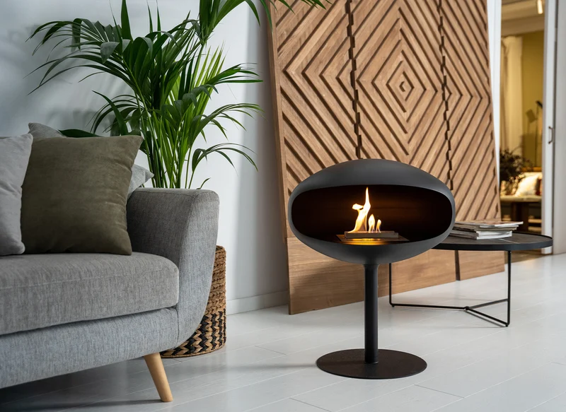 Cocoon Fires Pedestal (Zwart)