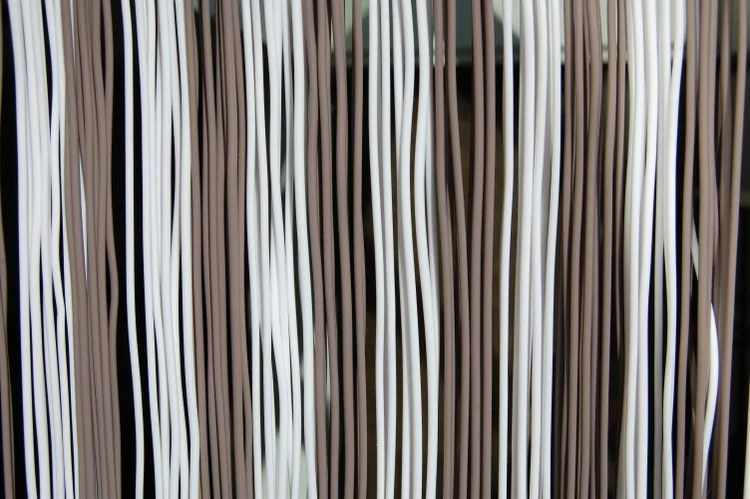 Latenda Trento 4 kunststof draden vliegengordijn wit, taupe 90x210cm
